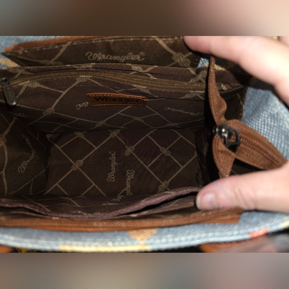Wrangler Blue and Brown Geometric Tote Bag W/Matching Card Holder - Picture 5 of 11